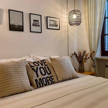 La Casa Di Lola Apartment โรวีน ภายนอก รูปภาพ