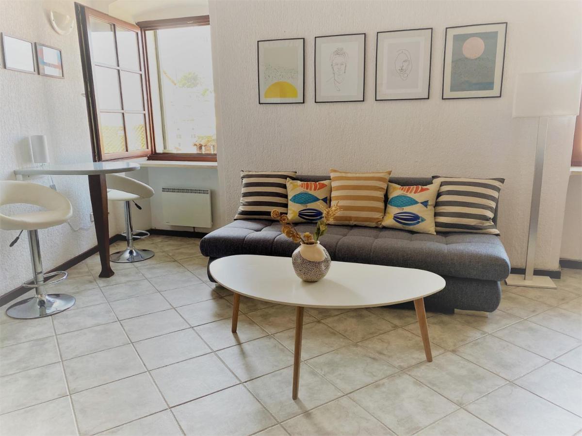 La Casa Di Lola Apartment โรวีน ภายนอก รูปภาพ
