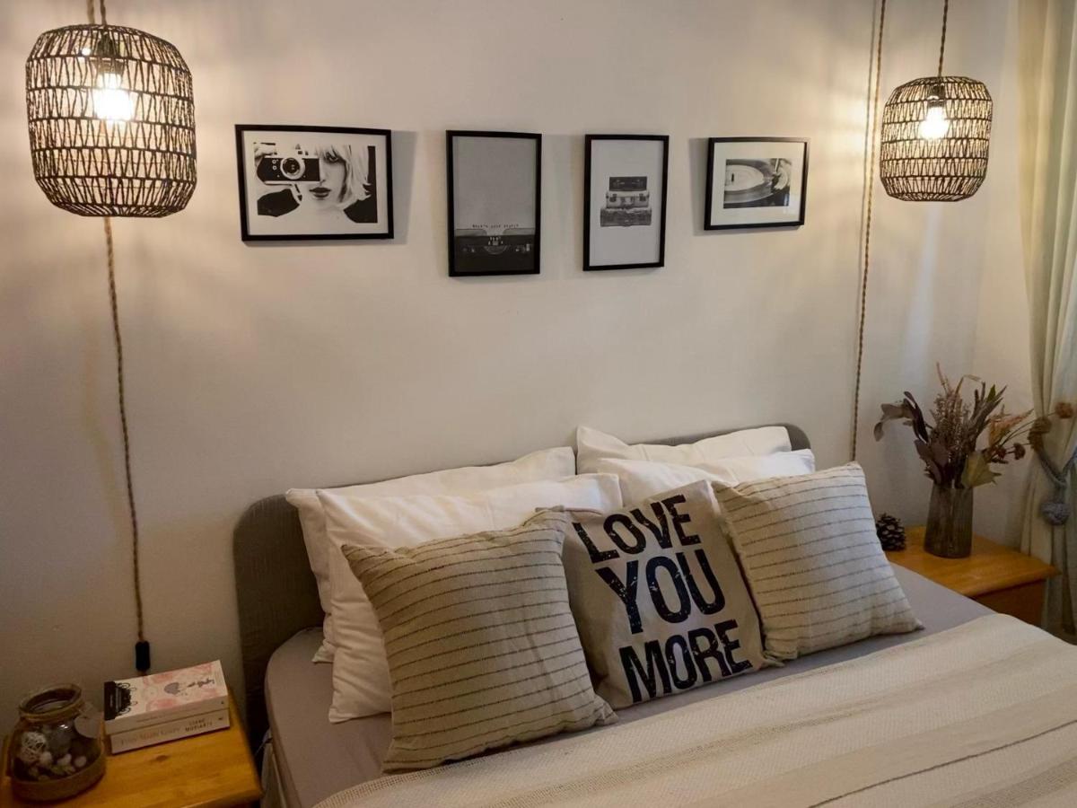 La Casa Di Lola Apartment โรวีน ภายนอก รูปภาพ